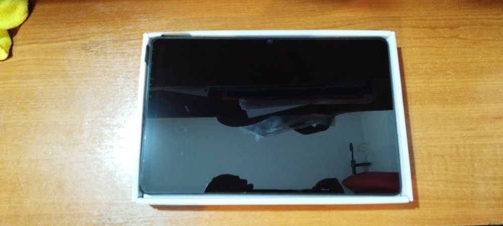 Lenovo tab m11,8g RAM