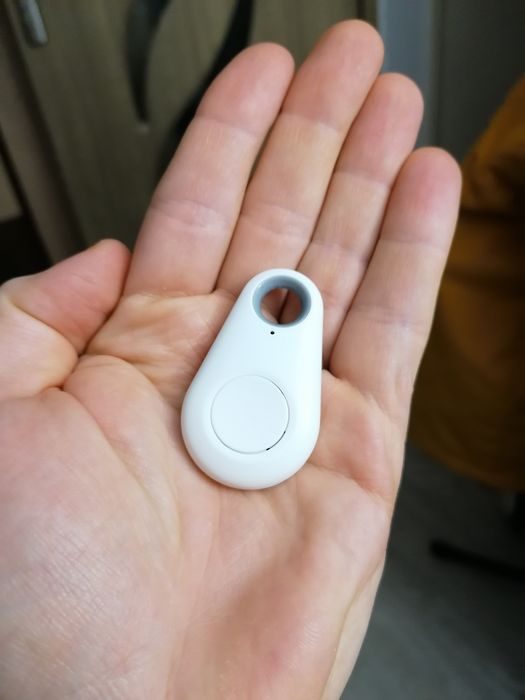 Breloc chei iTrack, anti pierdere cu functie bluetooth, localizare gps