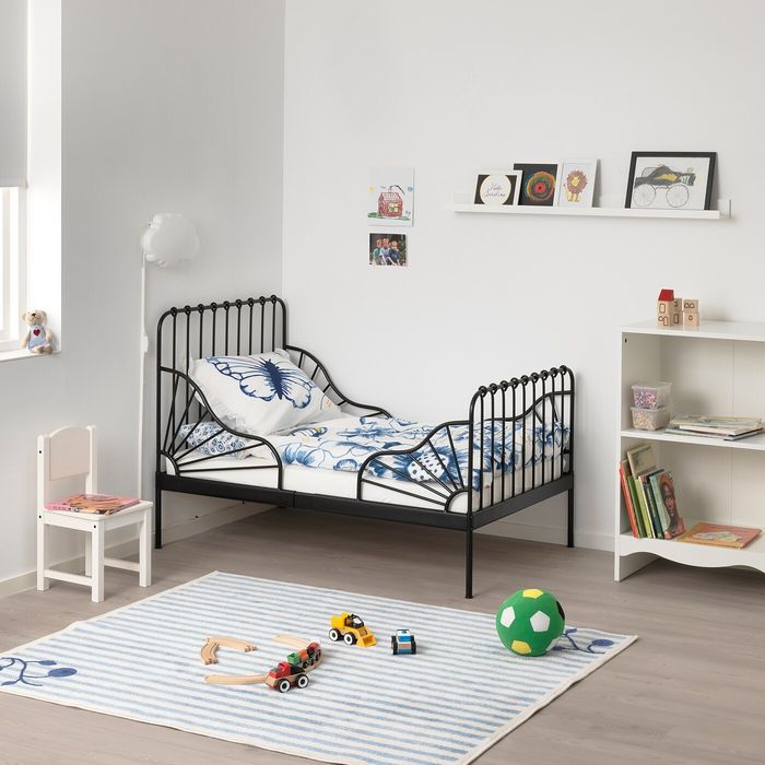 Pat extensibil Ikea Minnen 80x200 cu saltea cu spuma si somiera