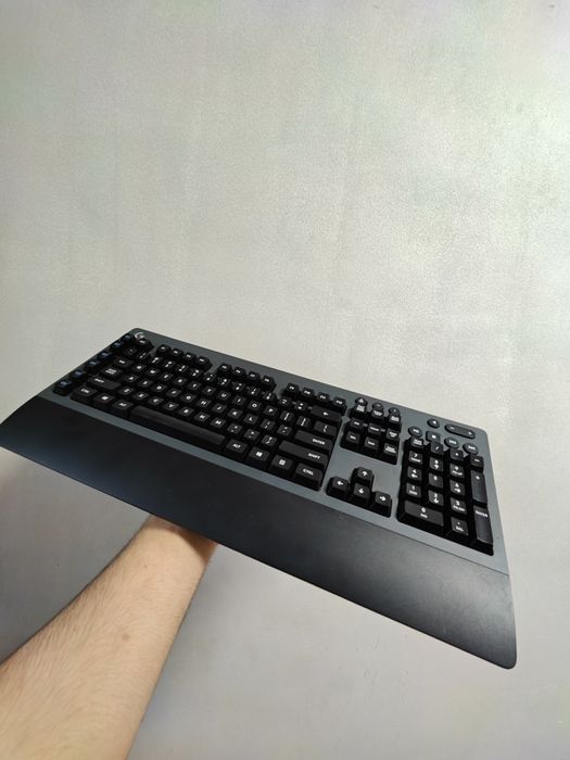 Продам клавиатуру Logitech g613