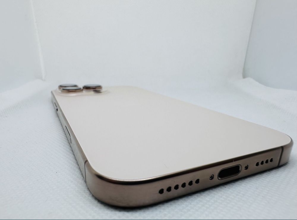 *Като Нов* Apple iPhone 16 Pro Max 256 GB Desert Titanium Unlocked