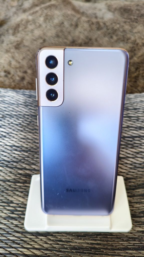 Samsung s 21 plus цена 310лв
