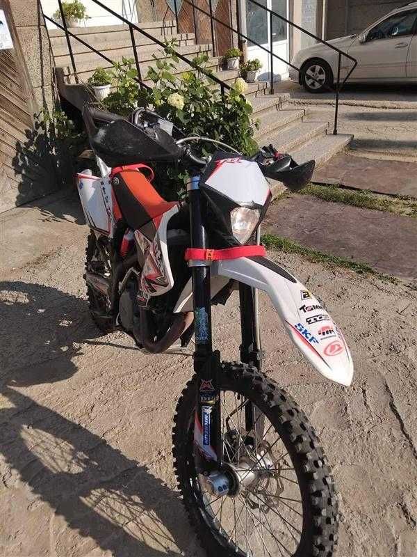 Продавам Beta rr 525