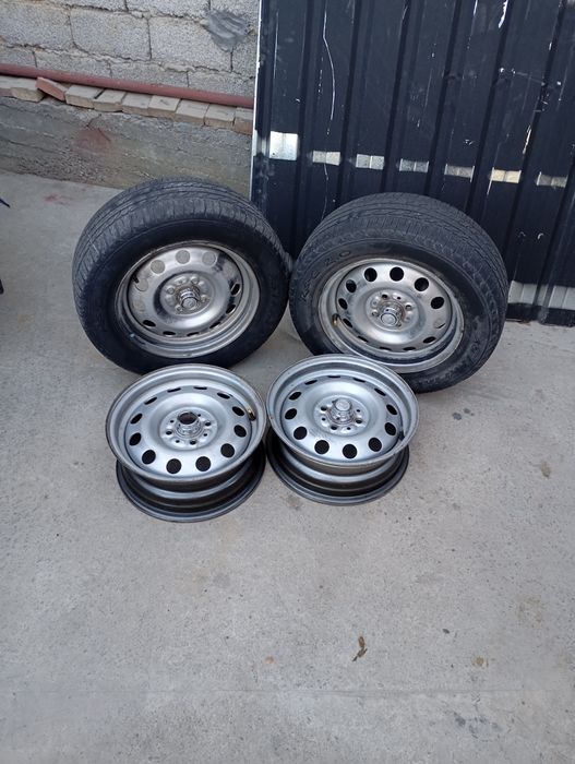 Продам диски с двумя балонами жигули