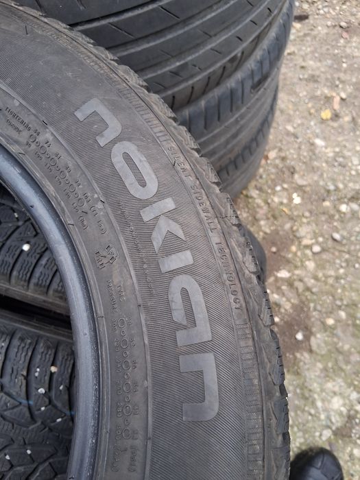 205 65 16 NOKIAN 4броя зимни дот 2021г