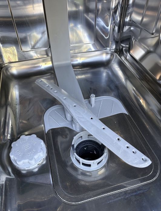 Masina de spalat vase INDESIT