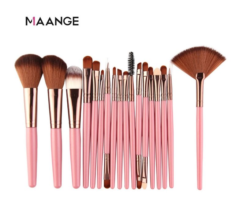 Комплект от 18 професионални четки за грим