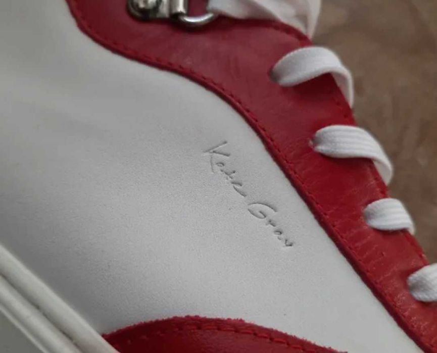 н.40 Kate Gray Sneaker, mid cut