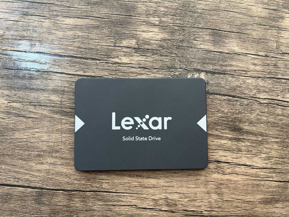 SSD Lexar 256GB (SATA 3) — Holati yangidek / Идеальное