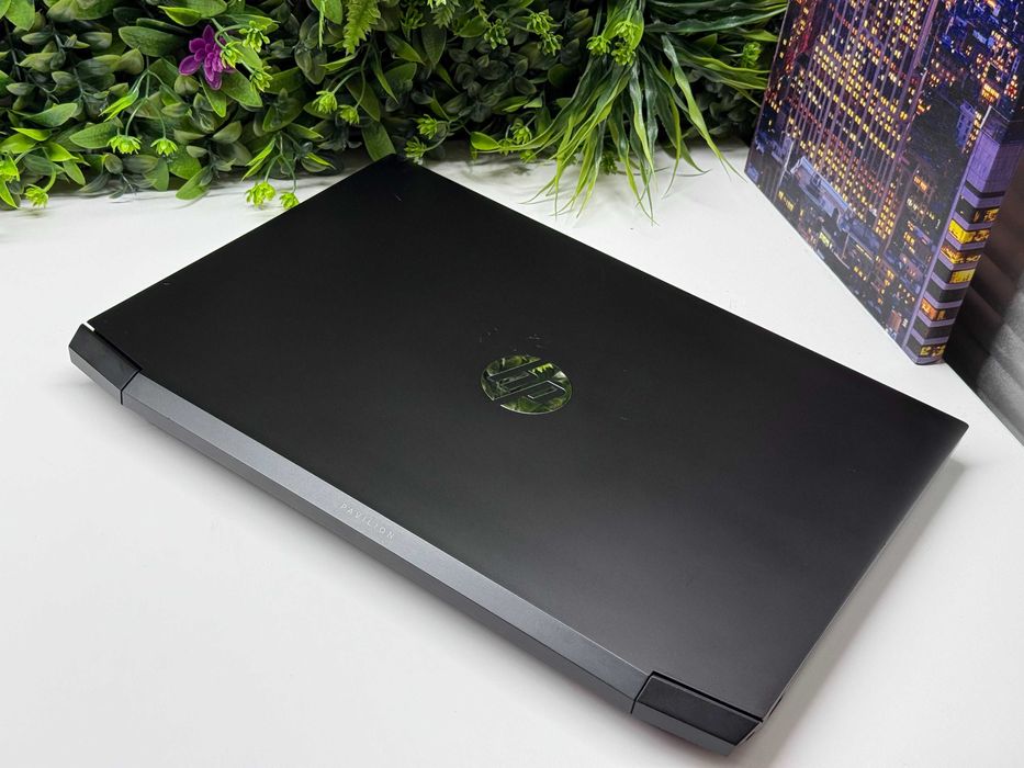 Лаптоп HP Pavilion Gaming 15