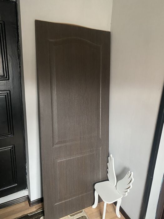 Продам дверь 80х200