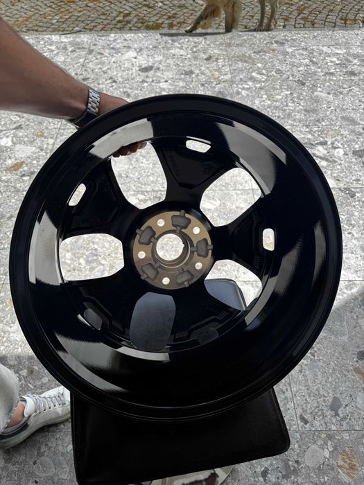 !ЧИСТО НОВА джанта Дачия!