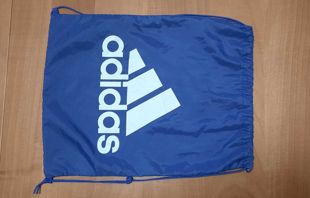 Adidas-Много Запазена