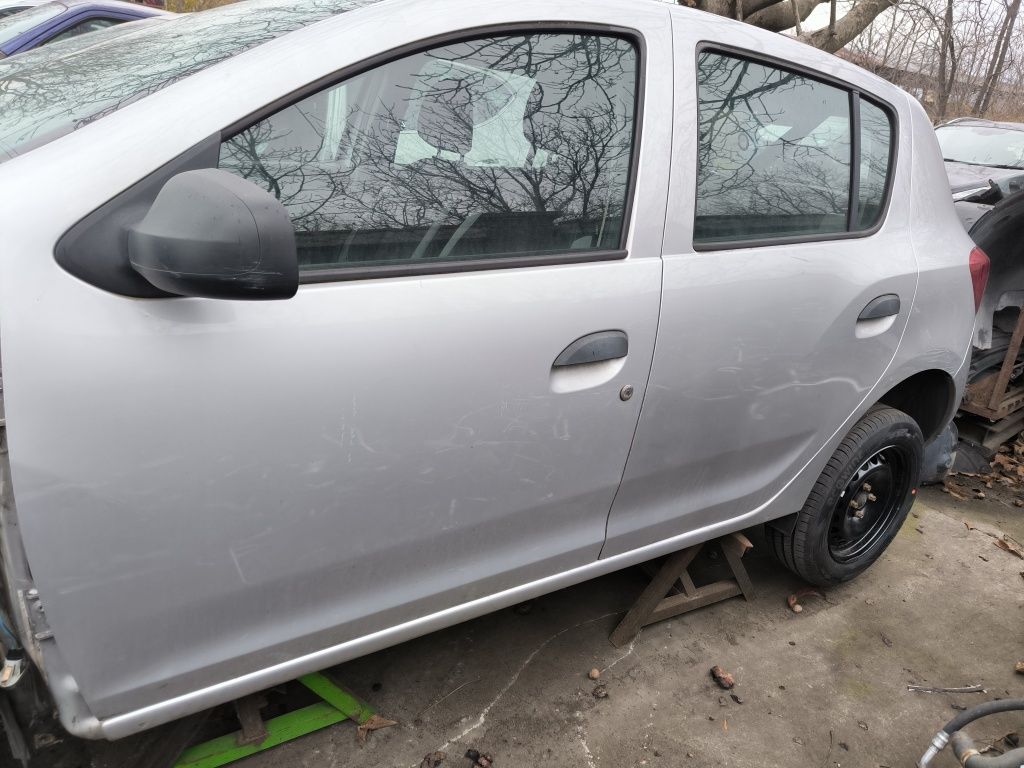 Врати за Dacia Sandero II