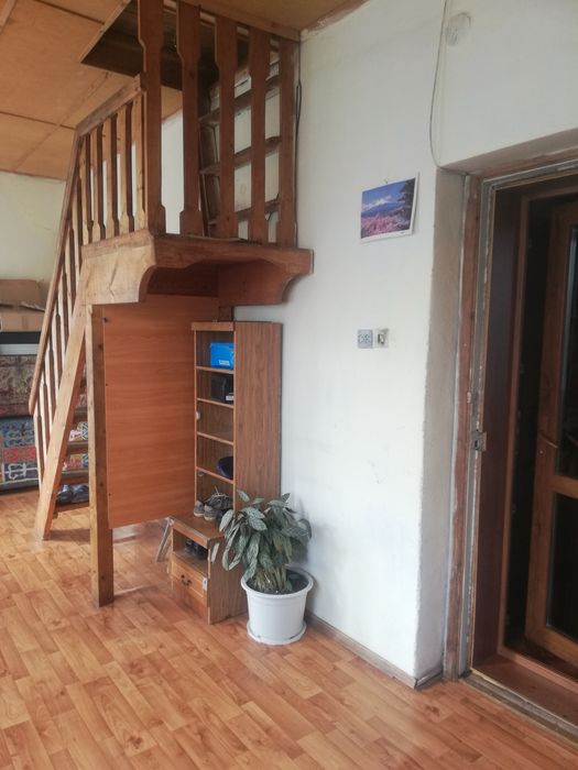 Прдается дом 4х ком кирпичный двухуровневый