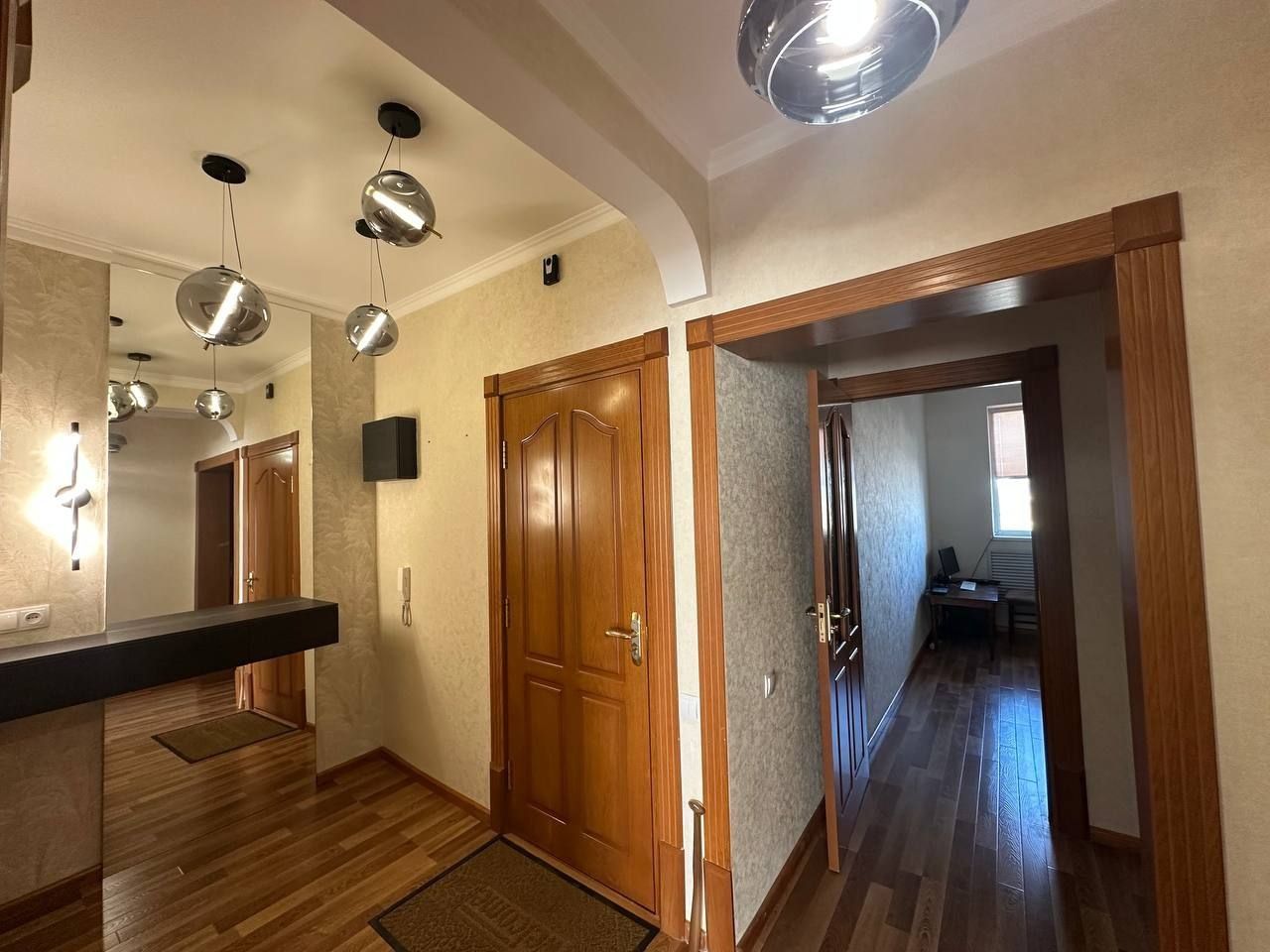 Продаётся квартира 3/8/9 Шастри, кафе Бек 74 м² ID: #3532