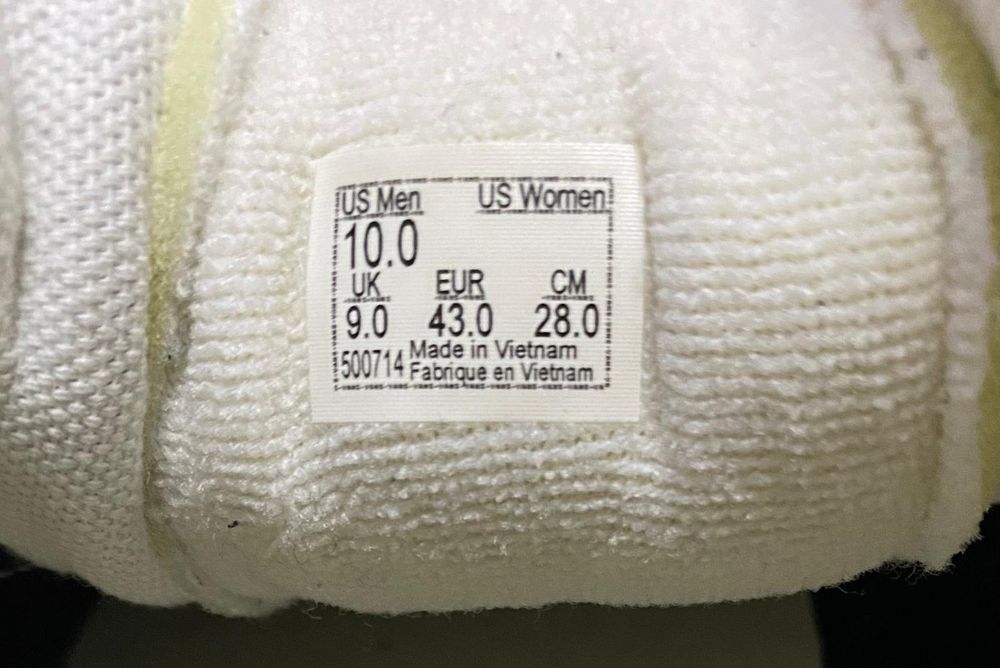 Vând ghete noi Vans mărimea 43