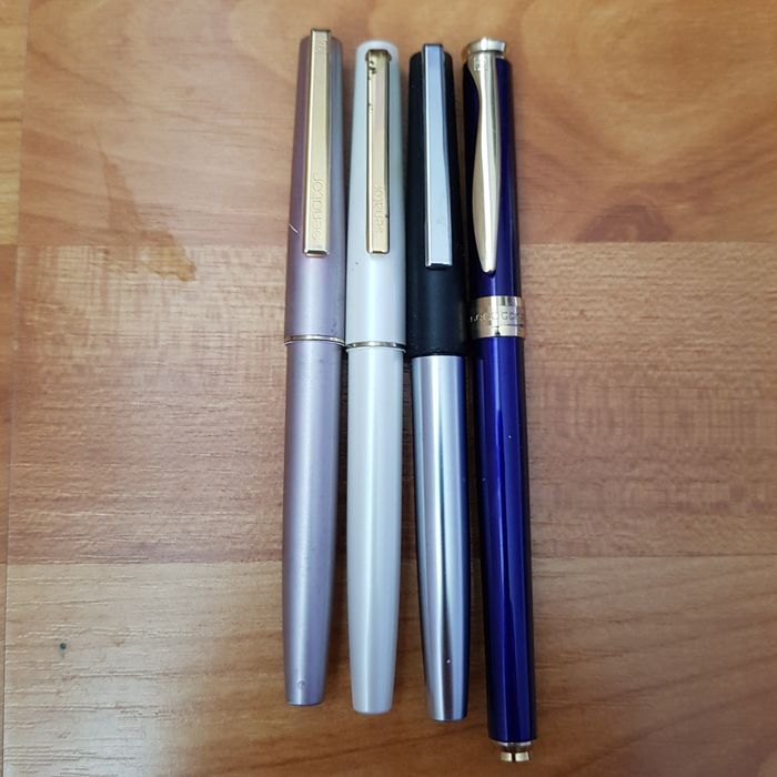 senator stilou.stilouri.