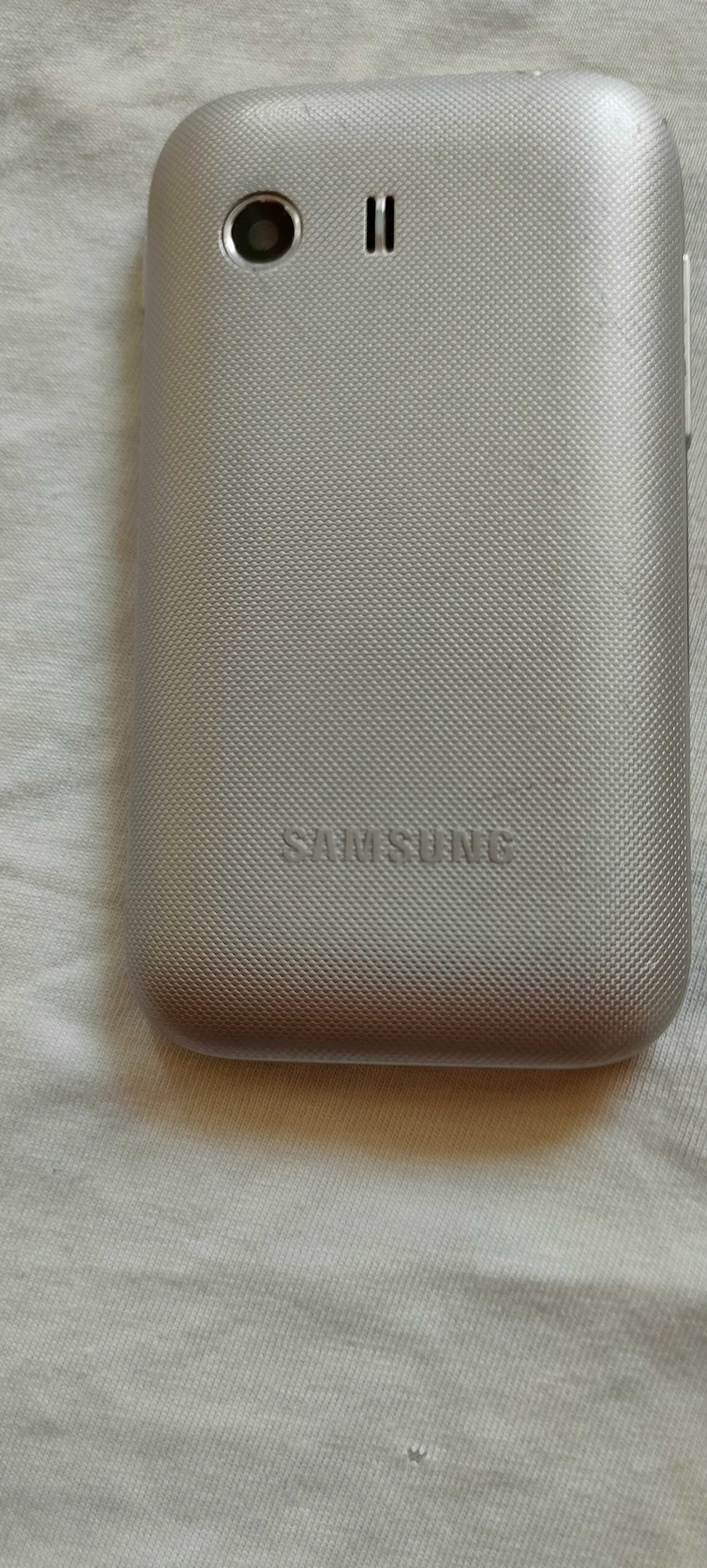 Компактный Смартфон Samsung GT-S5360