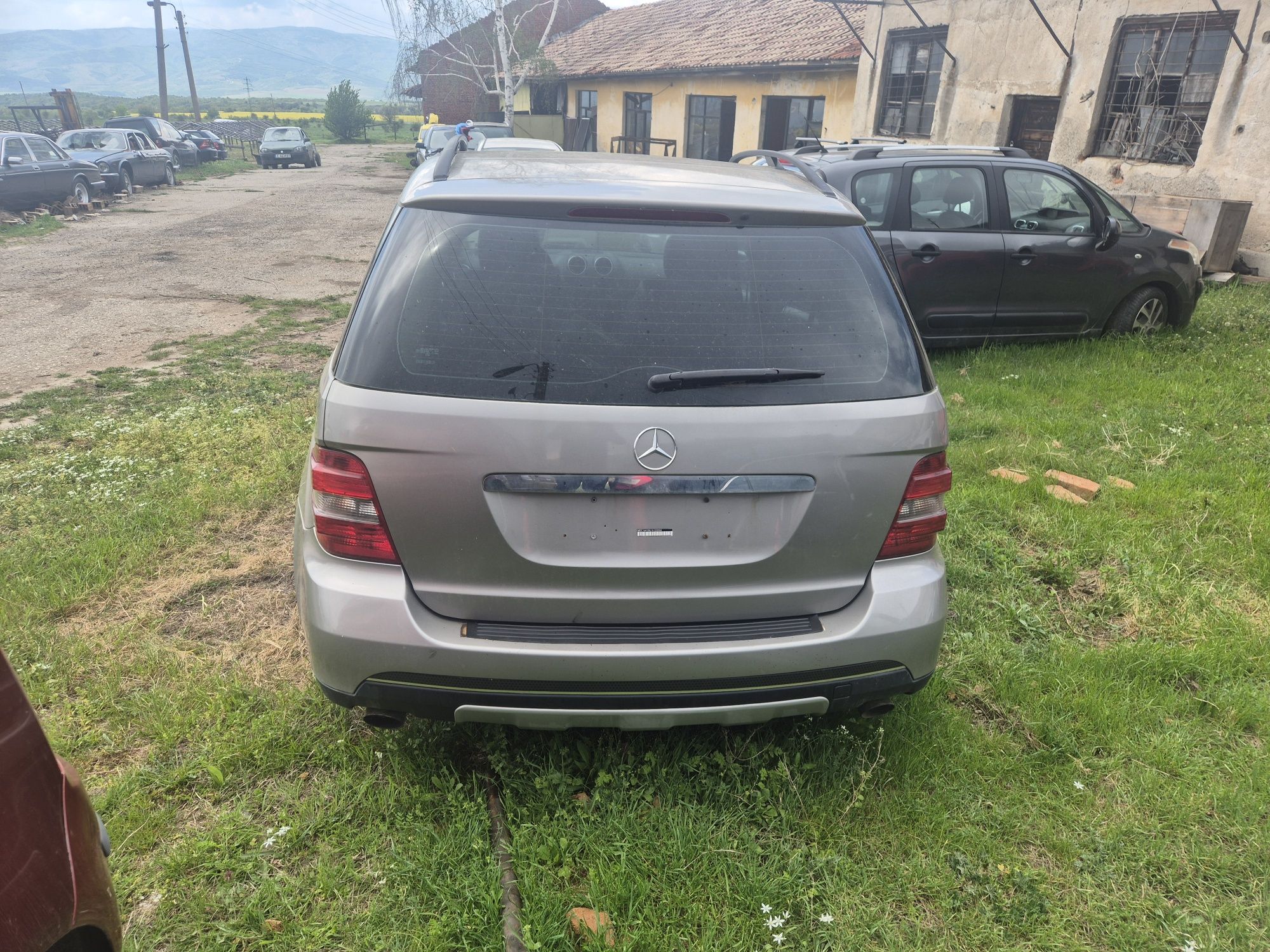 На  части Ml 164
