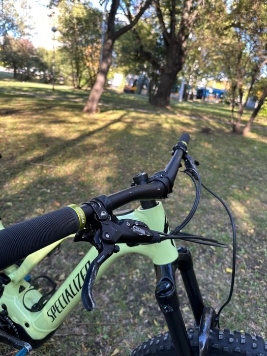 Продавам електрически велосипед Specialized Turbo Levo L 700wh