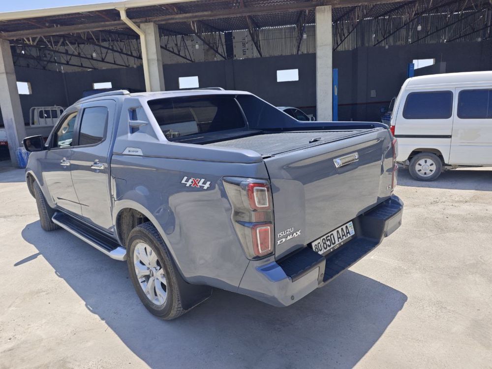 ISUZU D-MAX 2 motor Avtomat