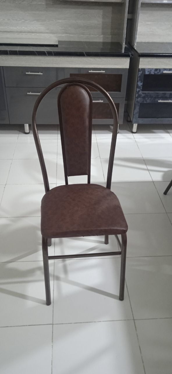 Temir stoll stull sotiladi