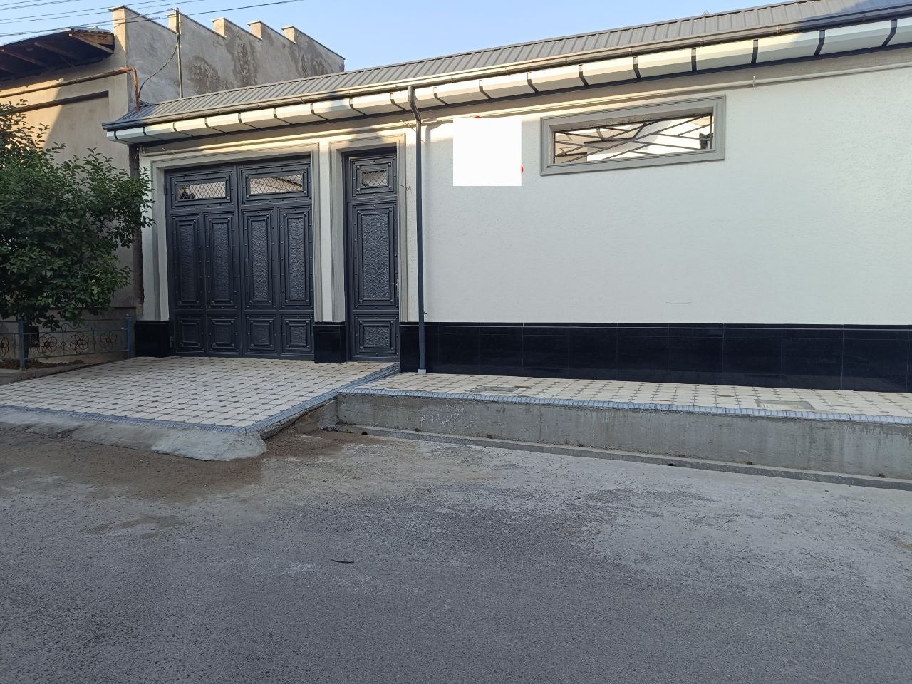 Ko‘rkam va fayzli hovli uy sotiladi