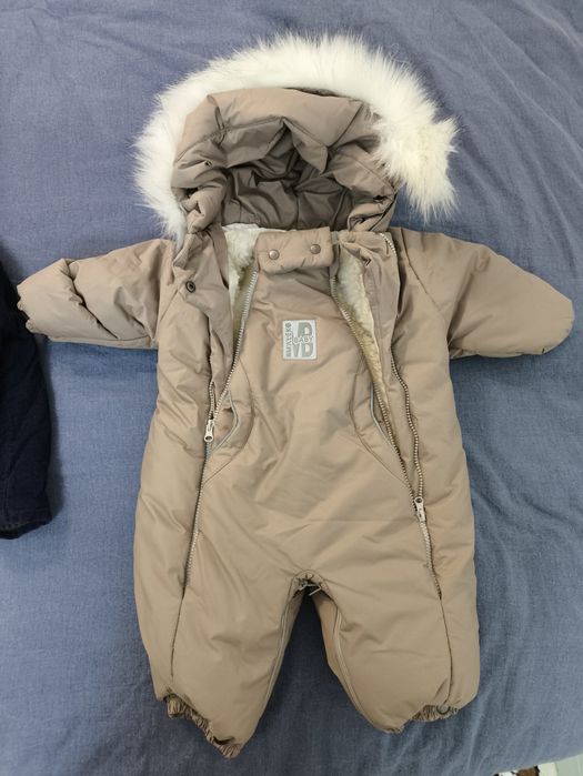 Продам комбинезоны рост 62-74