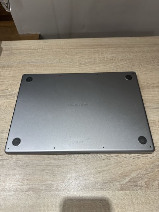 Macbook Pro 16 m1max 64/1tb (custom)