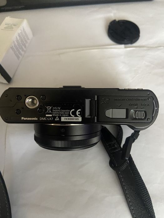 Panasonic Lumix DMC-LX7, impecabila, stare ca noua, folosita f. puțin
