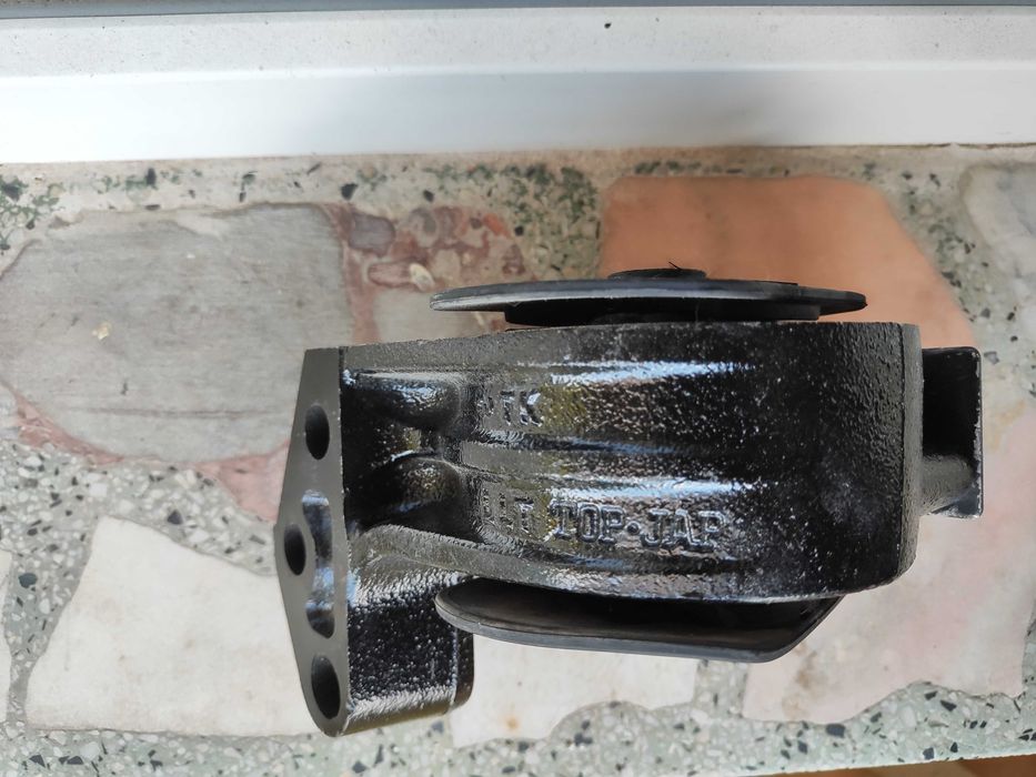 Тампон за двигател на Hyundai XG 300/350