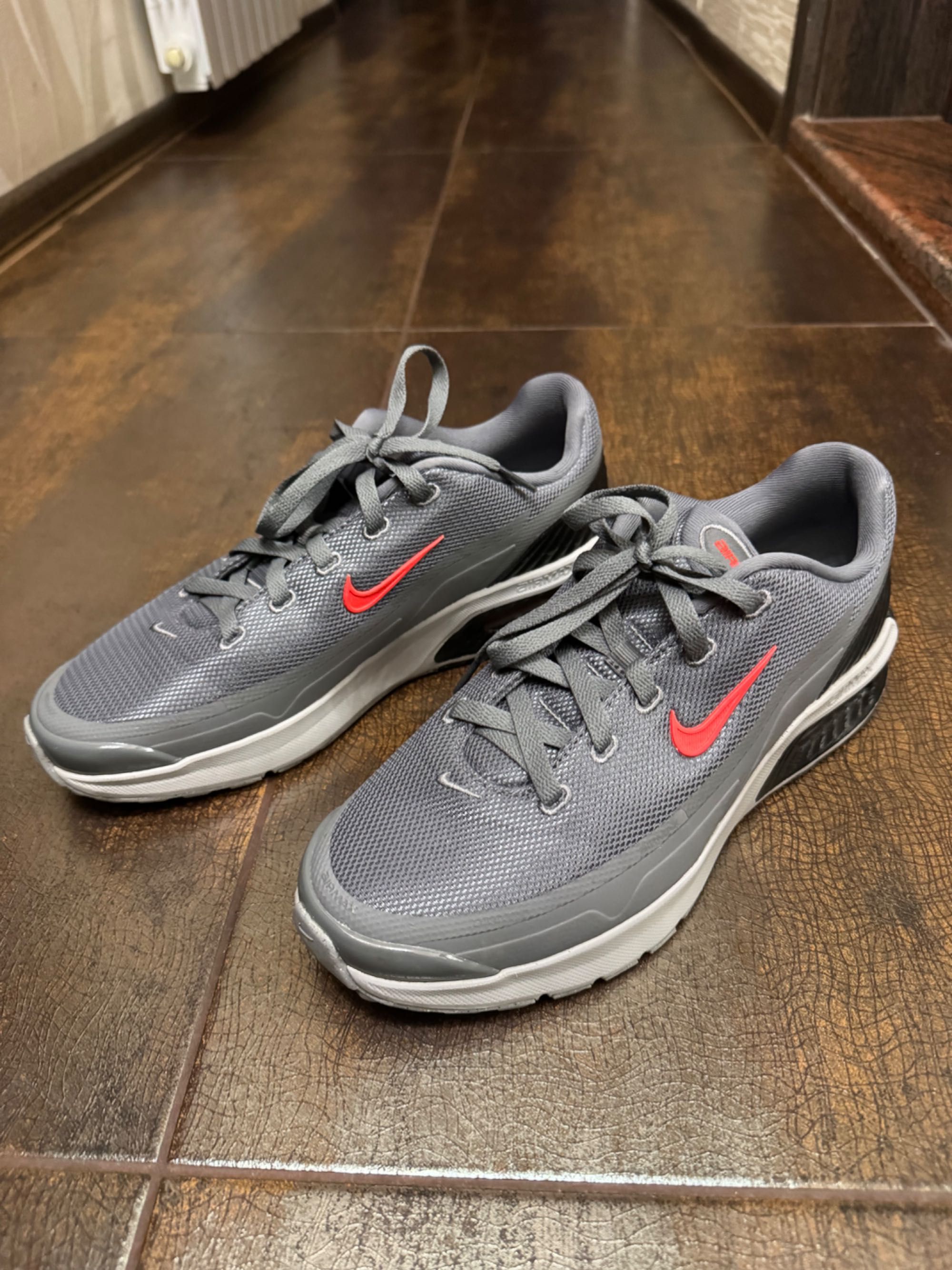 Nike air max via