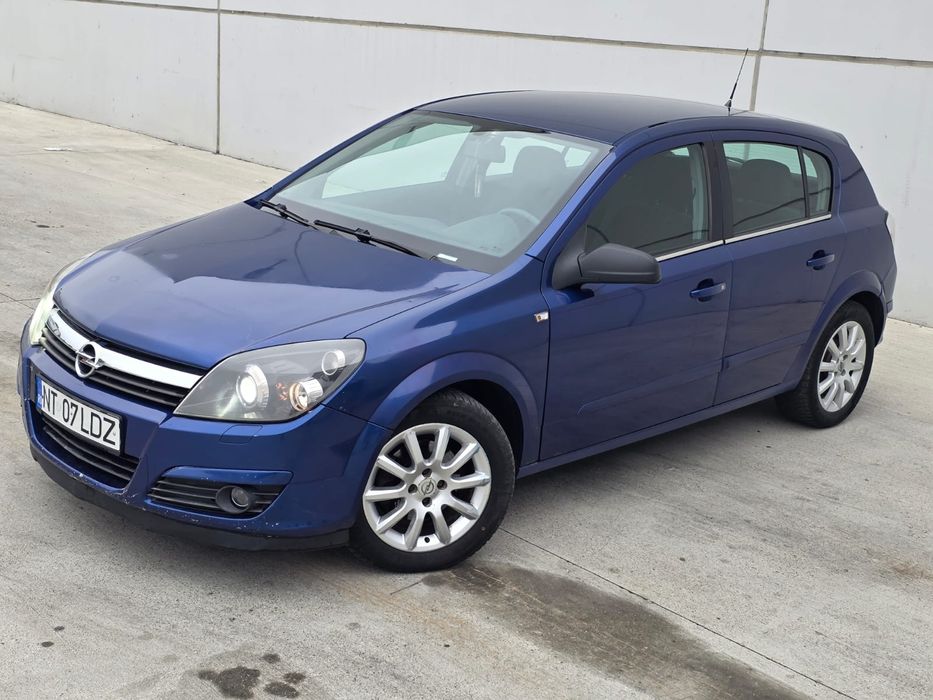 Opel ASTRA H 1.6benzina 2006 xenon Jante fiscal