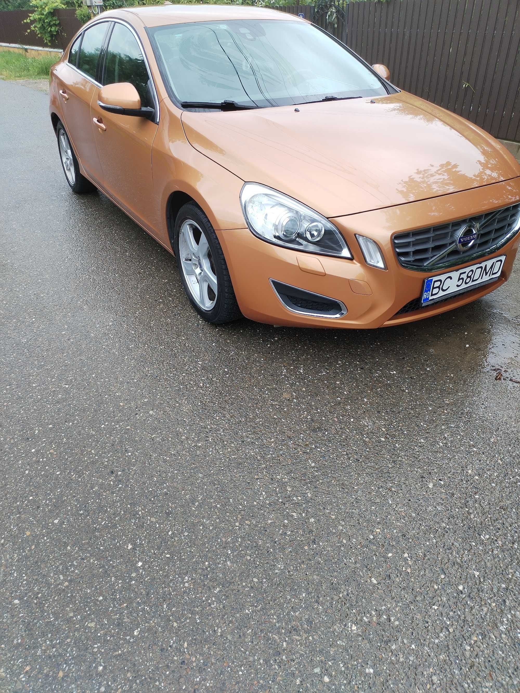 Vând Volvo S60 2012