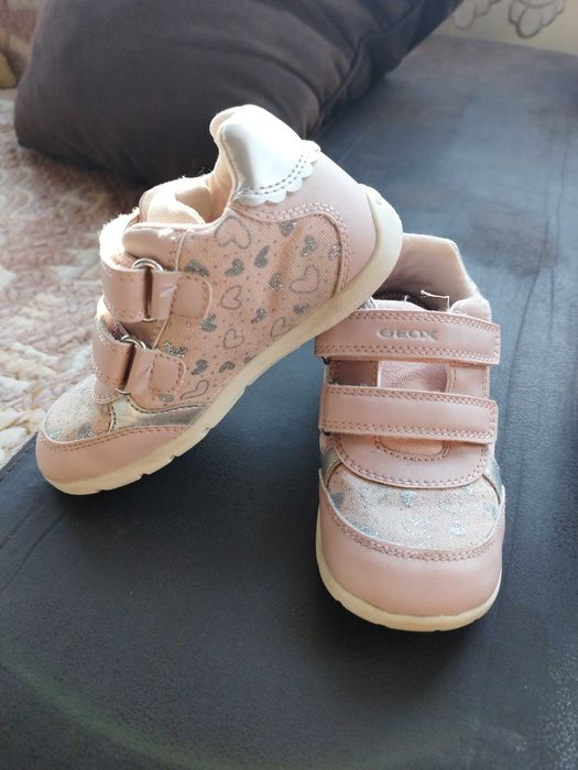 Обувки  на  Geox