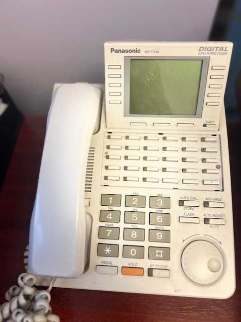 Panasonic Модел KX-T7433 и Модел KX-T7436 офис телефон