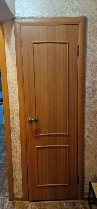 Продам двери межкомнатные