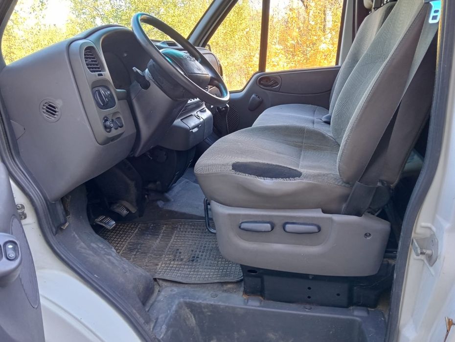 Ford Transit an 2005