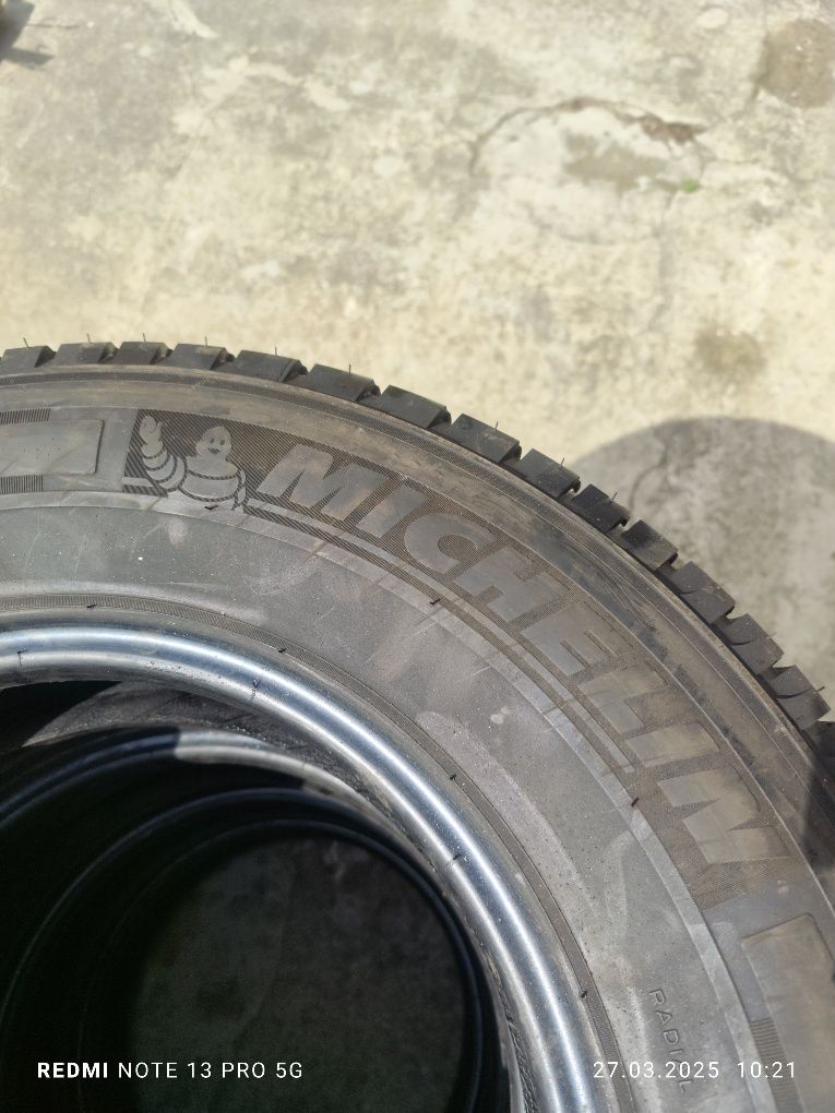 4 бр. 225/75/16 С бусови Летни гуми Michelin Дот 2022