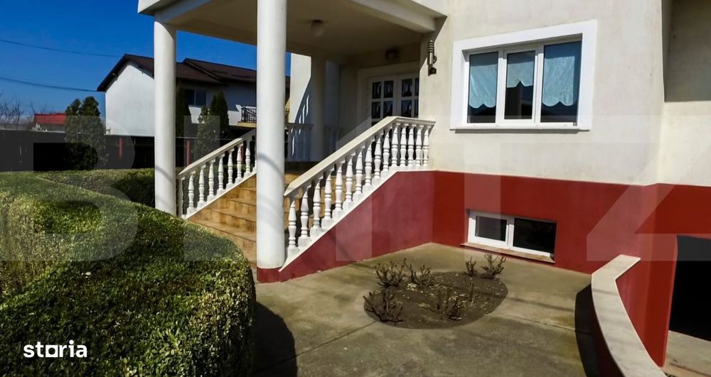 Vila cu demisol si 2 etaje, nefinalizata, pe teren de aproape 3.000 mp