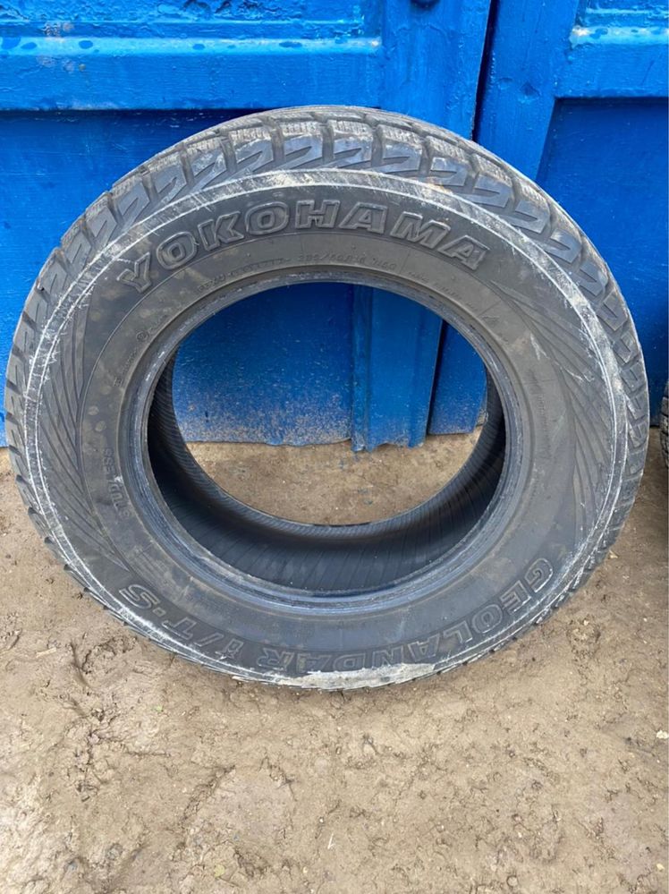 Yokohama 285/60 R18