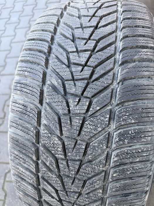 Vand cauciucuri 275 30 20 cu 245 35 20 iarna noi