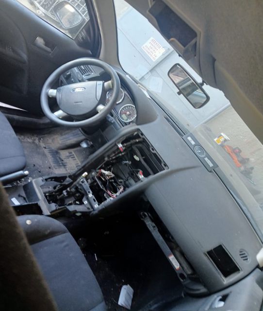 Fuzeta fata stanga Ford Mondeo MK3 (facelift)