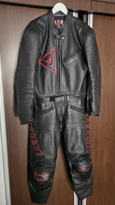 Costum piele moto Dainese marime 54