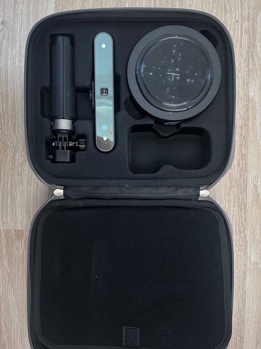 Scanner 3D Revopoint POP 2 + Turntable