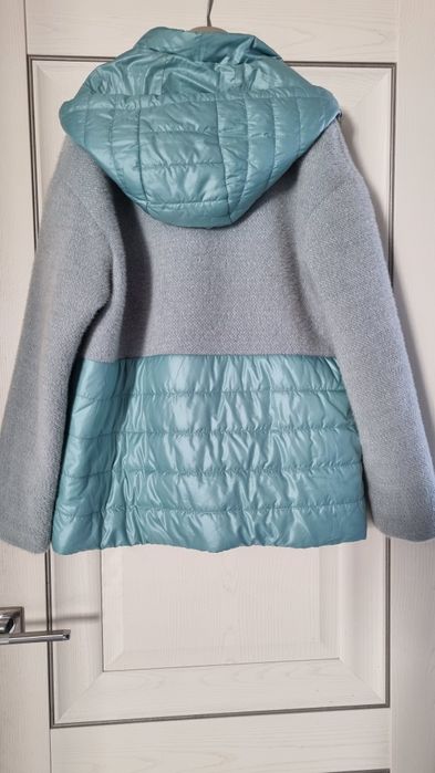 Куртка осенне-весенняя.