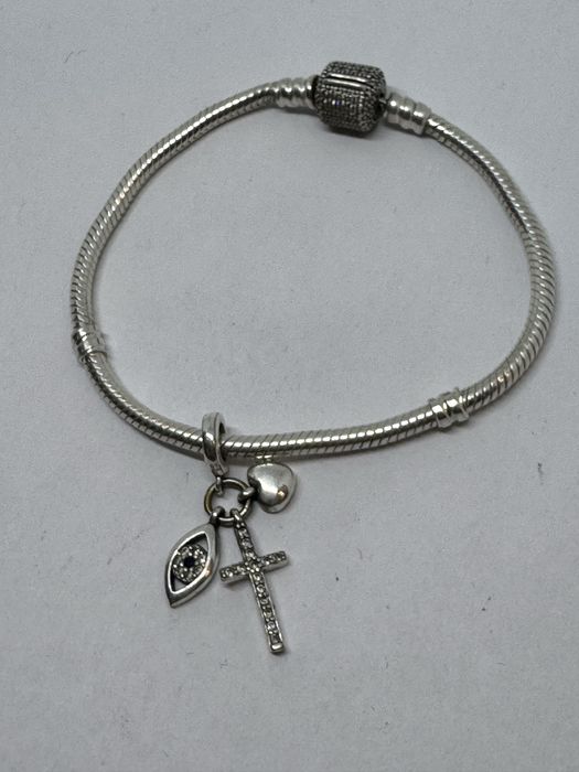 дамска гривна pandora