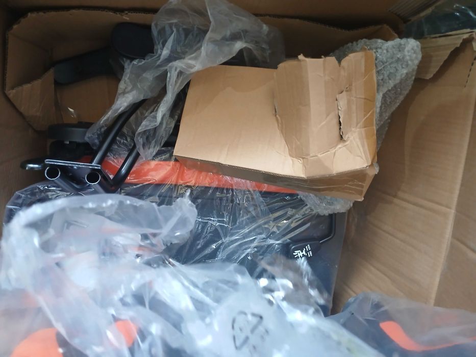 Scaun gaming copii Kring Icarus, suport cervical, PU, Negru/Portocaliu