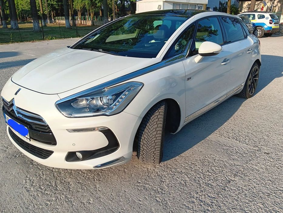 Citroën DS5 Citroen DS5 Hybrid 4 Airdream Sport Chic BMP6, din 2012, 191986km